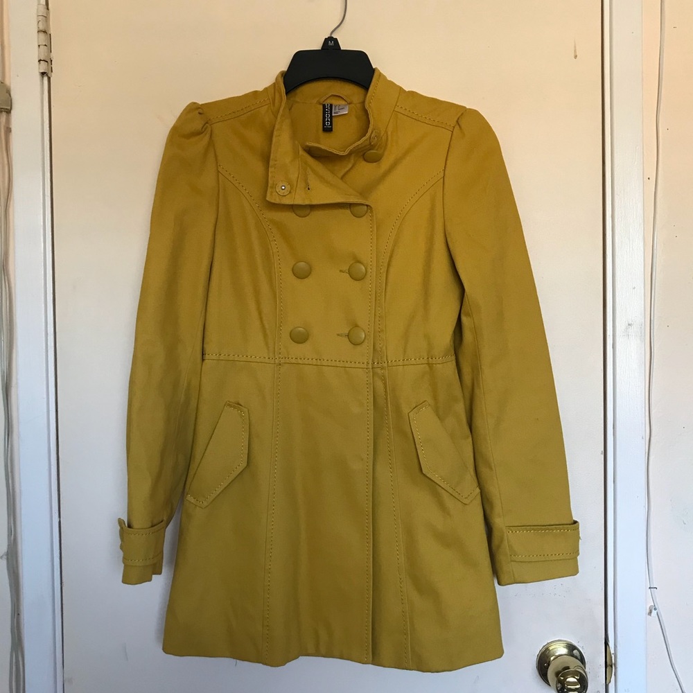 H&M trench coat size 4